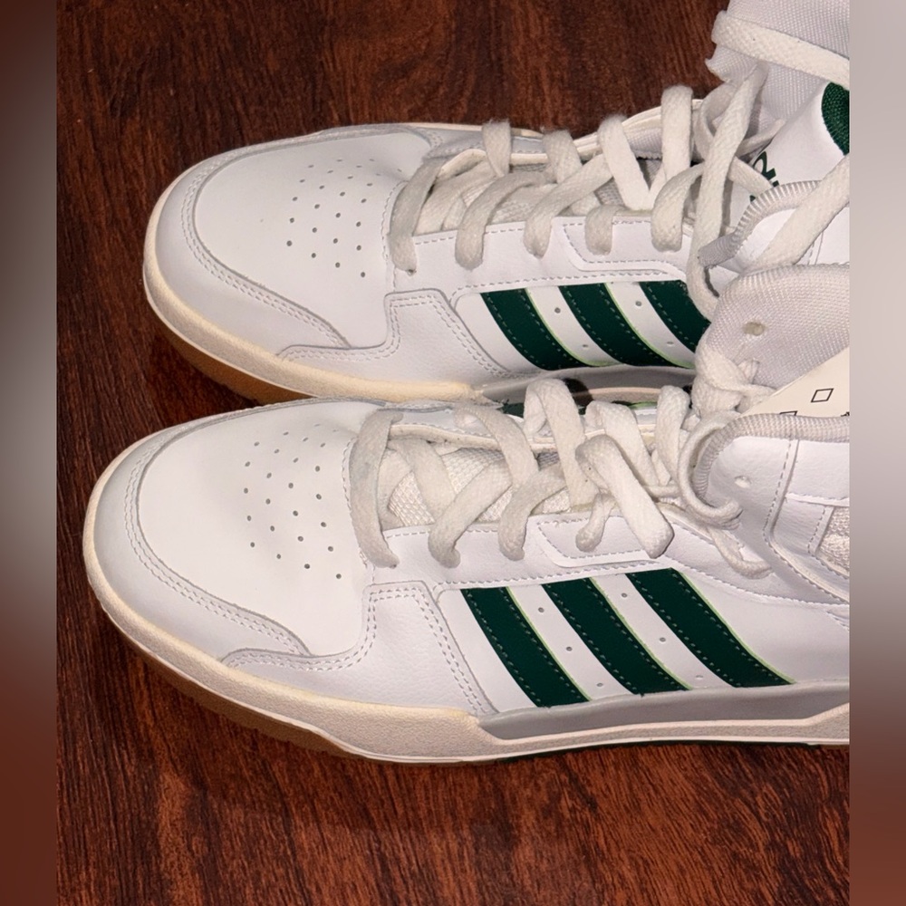 Adidas - Picture 5 of 13